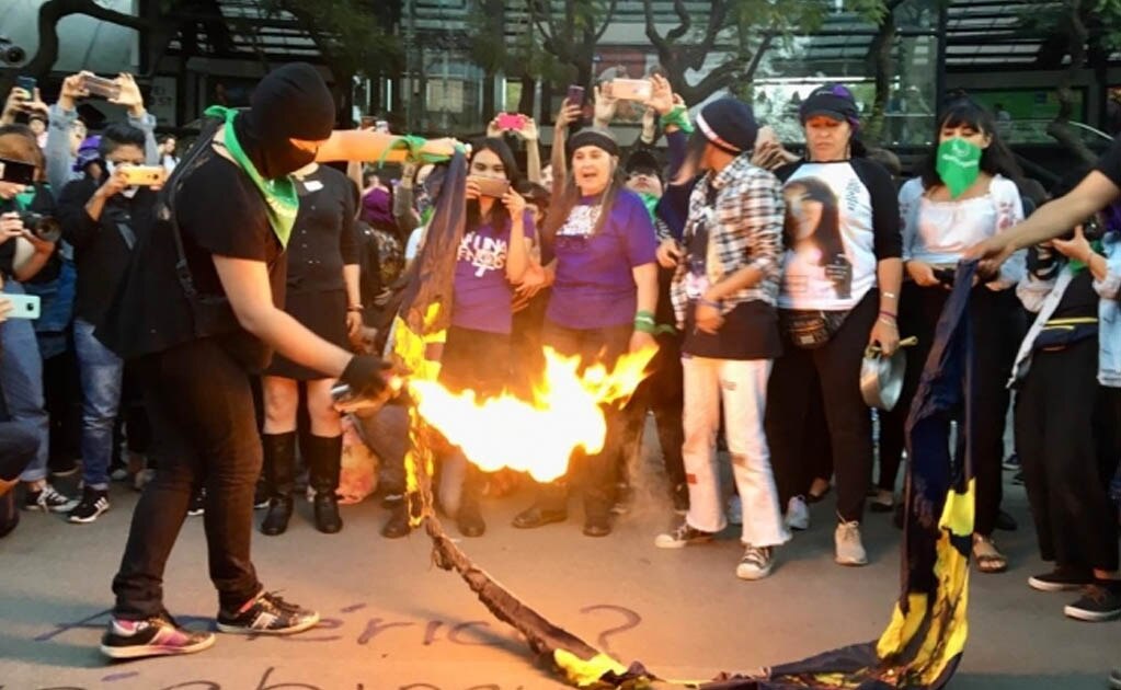 Las mujeres modificaron la canción "Un violador en tu camino". Foto: Tanya Guerrero / EL UNIVERSAL