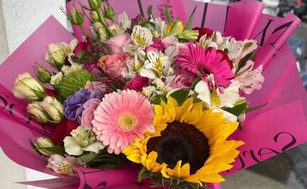 Ramos de flores alcanzan hasta 900 pesos en SLP en el marco del Día del Amor y la Amistad