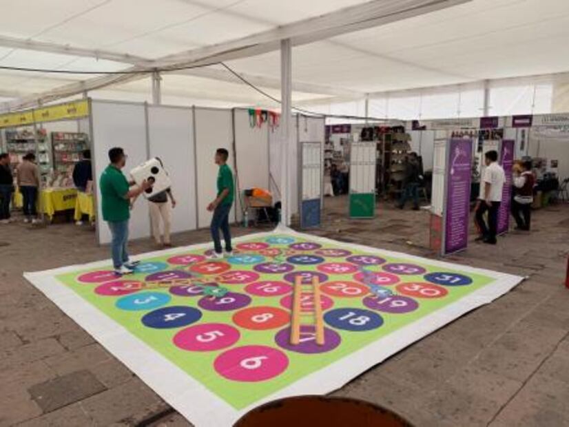 Continúan las actividades de la Feria del Libro Infantil y Juvenil en Fundadores