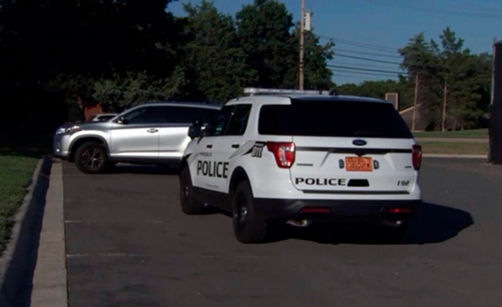 Madre "olvida" a su bebé en el auto; lo encontró muerto varias horas después en EU