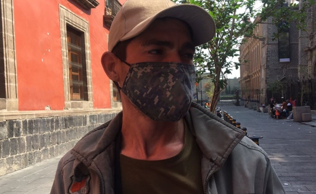 Como en película de espías, así entró joven a Palacio Nacional para ver a AMLO