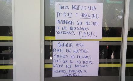 Natalia Castillo es recibida con manifestación en Interapas de Soledad