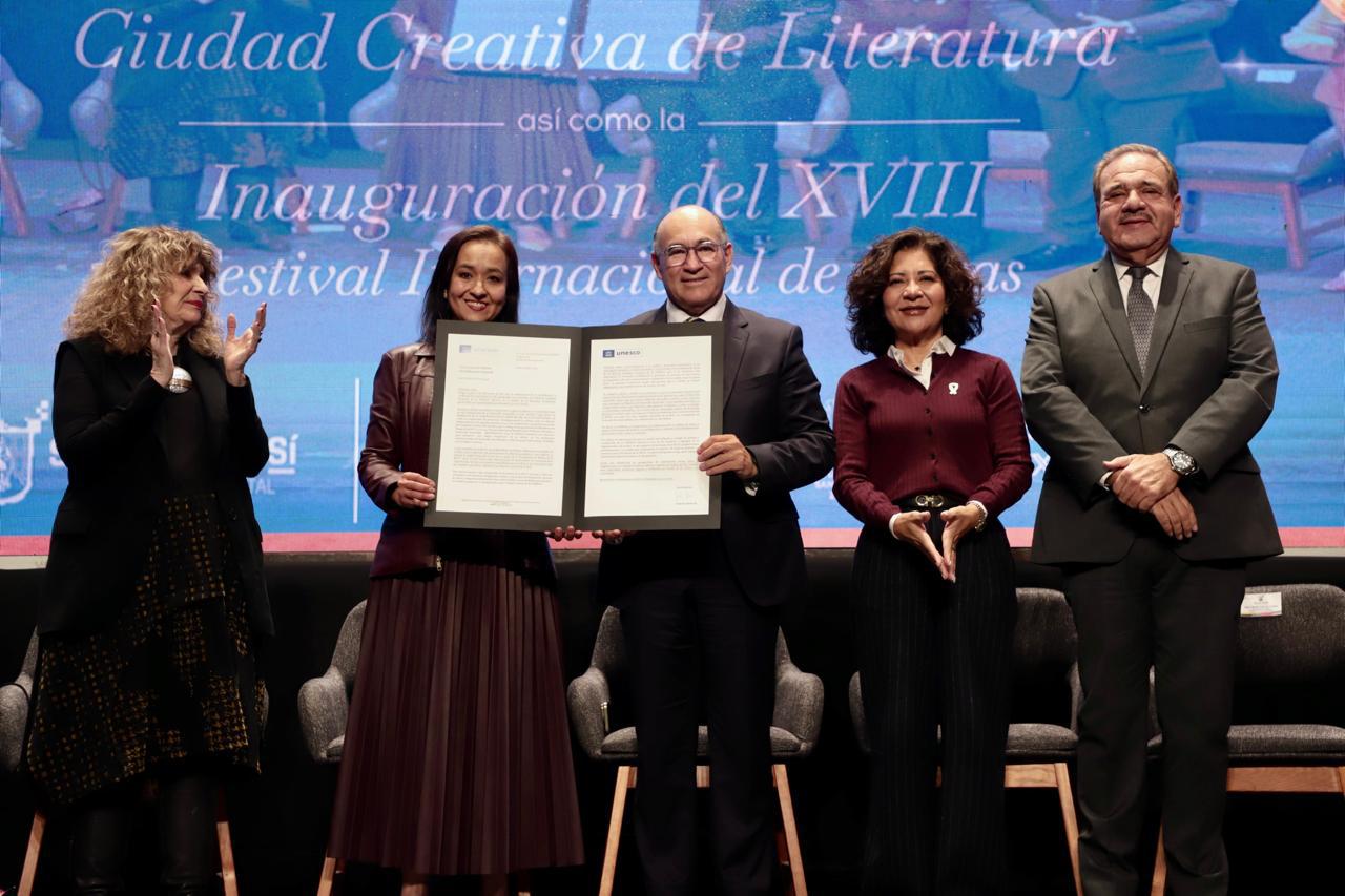 Recibe capital de San Luis distinción de la Unesco como Ciudad Creativa en Literatura