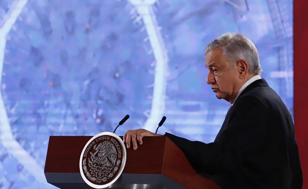 Pide López Obrador a Morena resolver sus diferencias por medio de la democracia