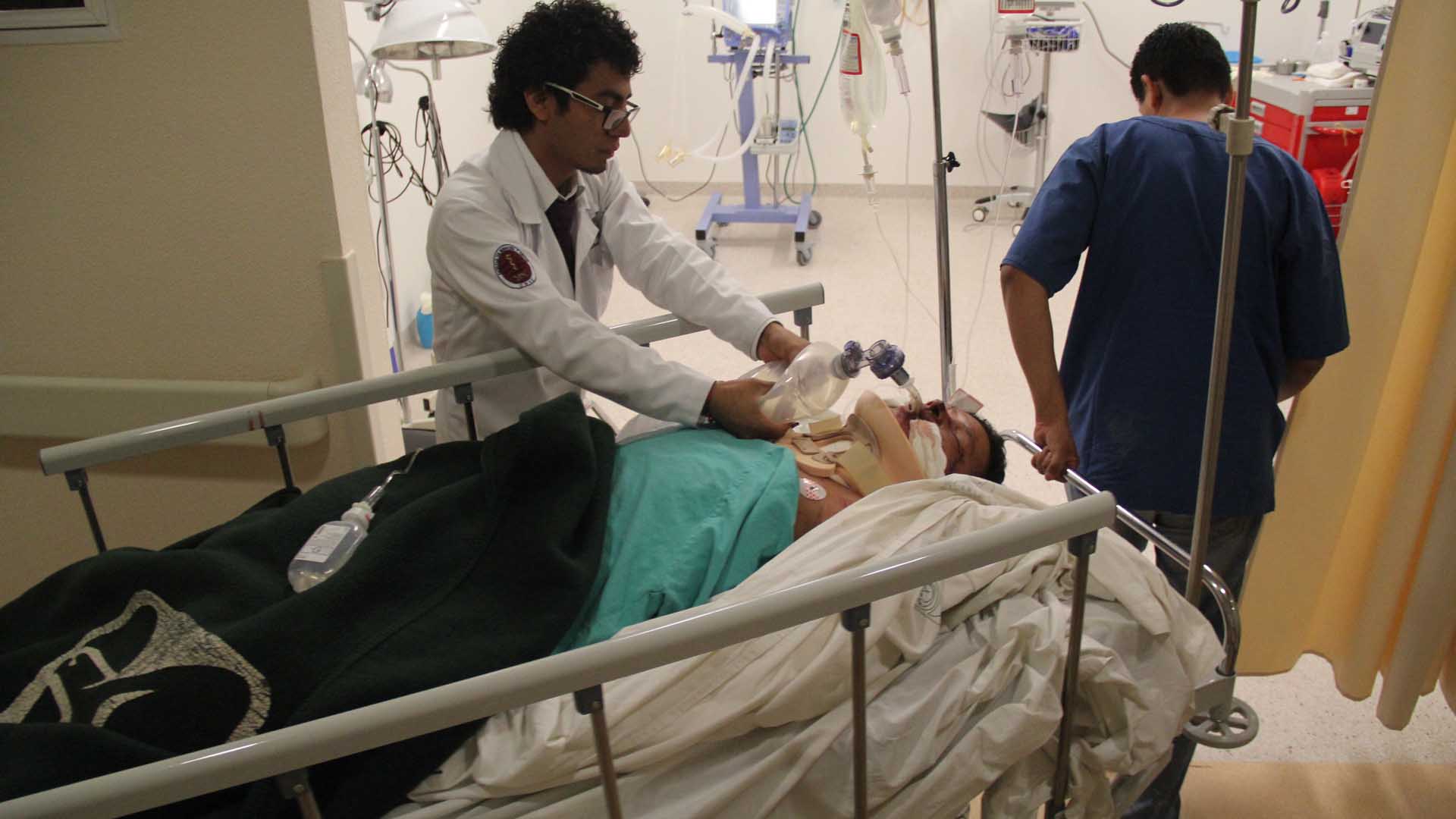 Reciben atención médica trabajadores de Draëxlmaier