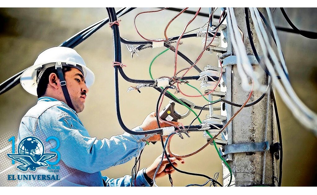 SLP avanza en el acceso al servicio de energía eléctrica