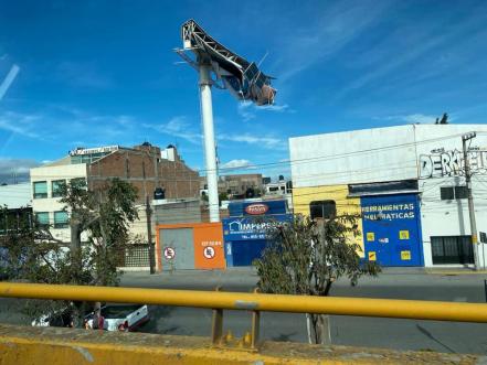 Cierran parques ante ráfagas de viento 