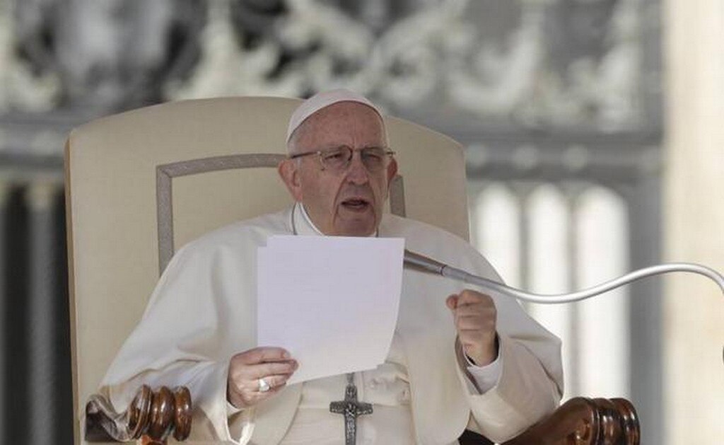 El Papa Francisco durante su audiencia general semanal en la Plaza de San Pedro del Vaticano, el 10 de octubre de 2018. Foto: AP/Gregorio Borgia