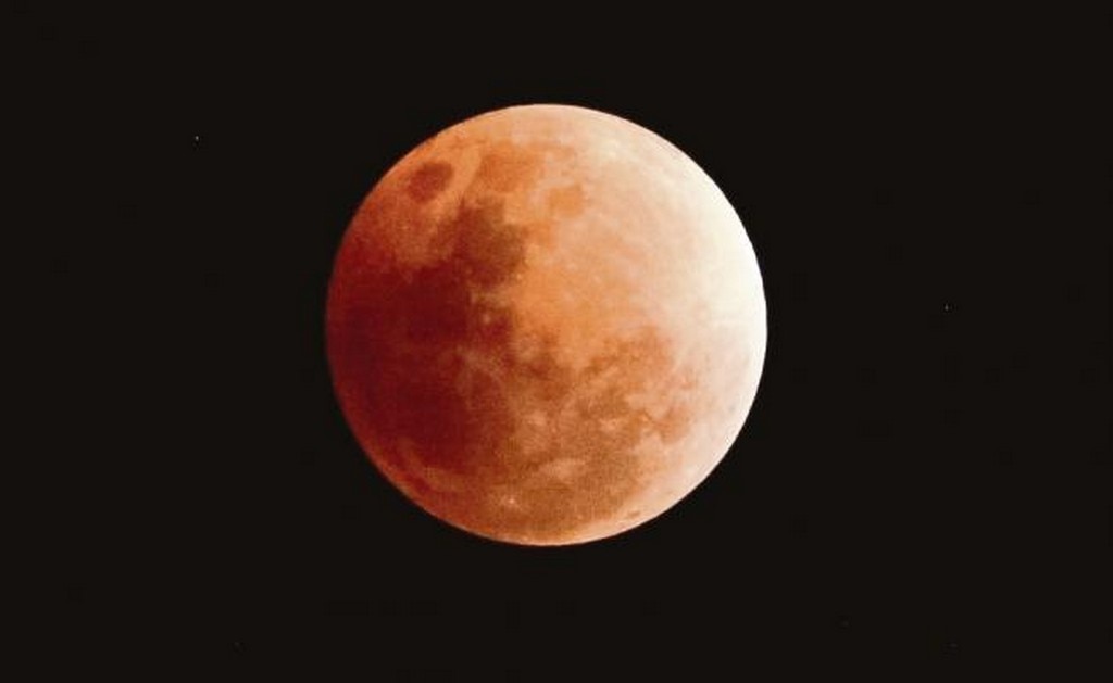 Imagen del eclipse total de Luna ocurrido en enero pasado (ARCHIVO EL UNIVERSAL)