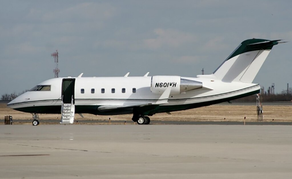 Buscan rescatistas avión privado desaparecido que venía de pelea del Canelo