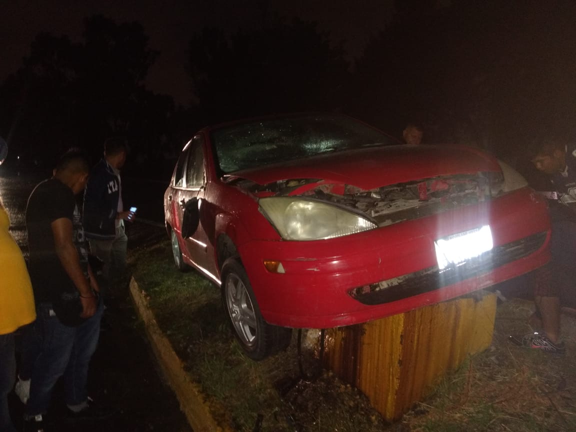 Accidente automovilístico a la altura de Pavón