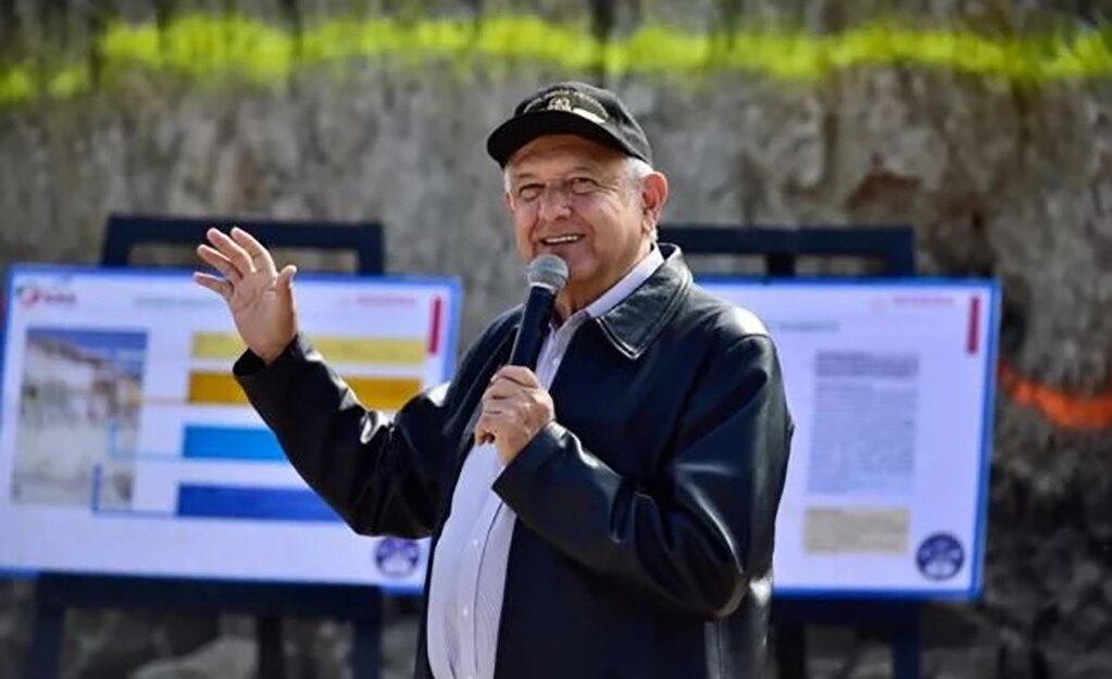 Pide AMLO a opositores serenarse y tomar “pasiflorina en té”