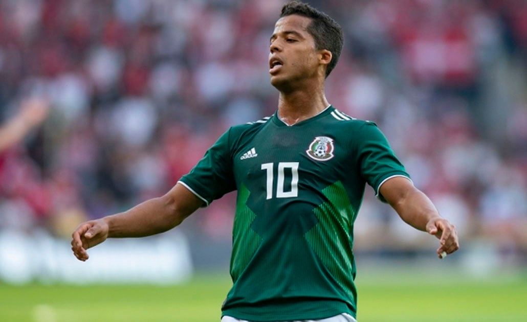 El futbolista mexicano se encuentra sin equipo. Foto: Imago 7