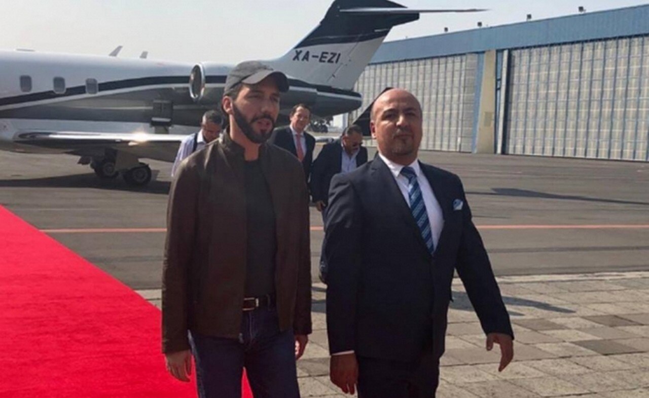 El presidente electo de El Salvador y Maximiliano Reyes Zúñiga (Foto: Twitter / @maximilianoreyz)