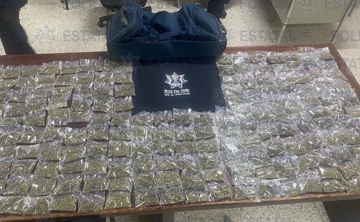 Aseguran una maleta con casi dos kilos de marihuana en Soledad