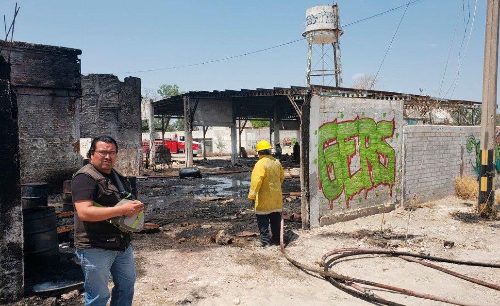 Vecinos exigen atención ante incendio de fábrica de químicos