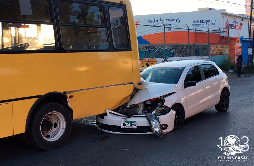 Reportan incremento de accidentes viales por uso de aparatos electrónicos