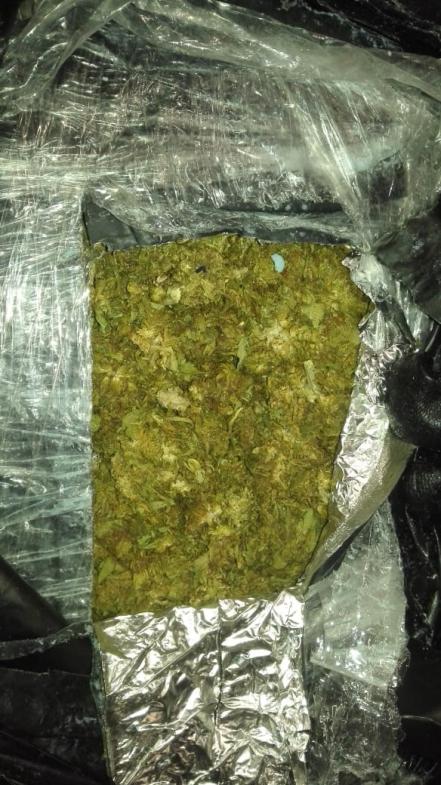 Aseguran 13 kg de marihuana en aeropuerto