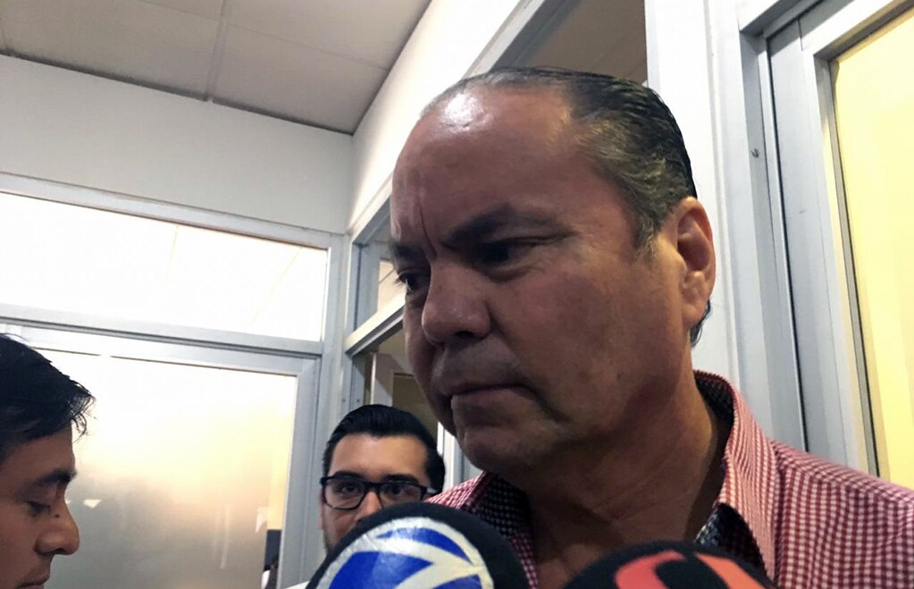 A pesar de color turbio, agua en SLP apta para consumo: Interapas