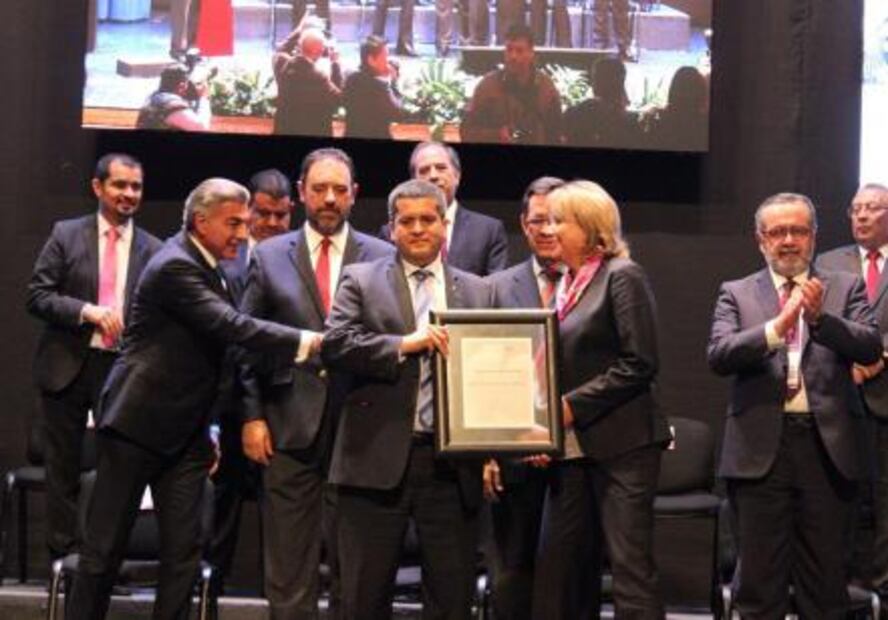 Recibe SLP sexto lugar a nivel nacional en desempeño 