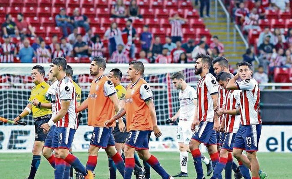 Guadalajara necesita inversión para retomar su nivel en la Liga MX. Foto: JORGE BARAJAS. IMAGO7