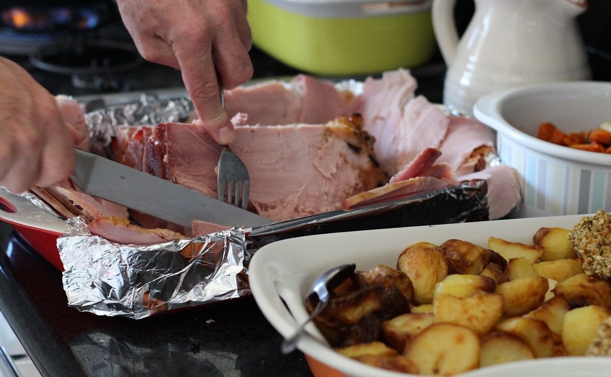 ¿No sabes qué cenar este Año Nuevo? Cenas a domicilio es la nueva tendencia en SLP
