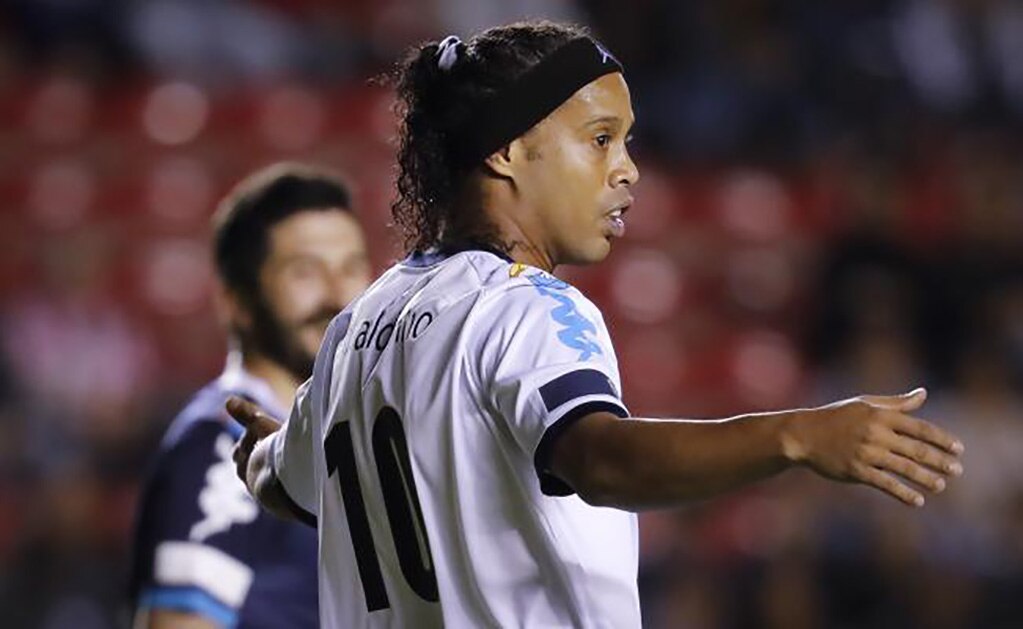 Querétaro felicita a Ronaldinho por su cumpleaños