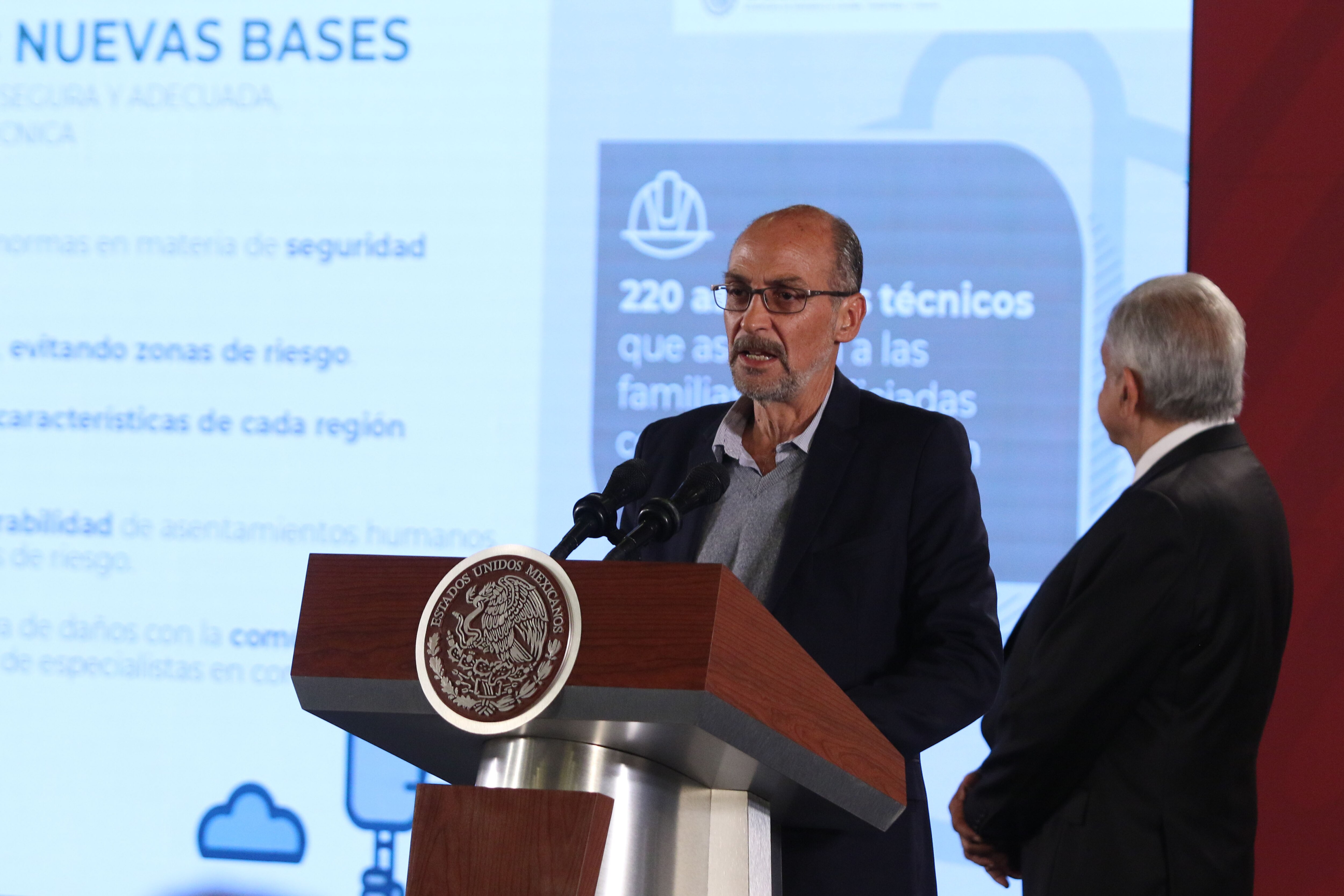 Avanza reconstrucción por sismos en 30%; se han invertido más de 28 mmdp