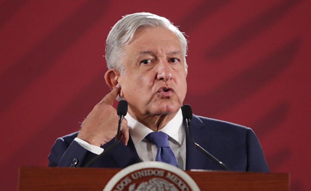 Crítica AMLO mundo de fantasía de series y televisión