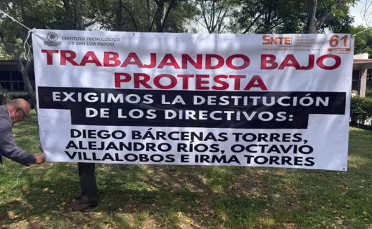 Conflicto laboral en Instituto Tecnológico de SLP llega a su quinta semana; maestros protestan contra director  