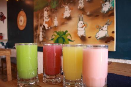 ¡Delicia de temporada! Un pulque curado de cempasúchil en SLP para recordar a los que ya se fueron