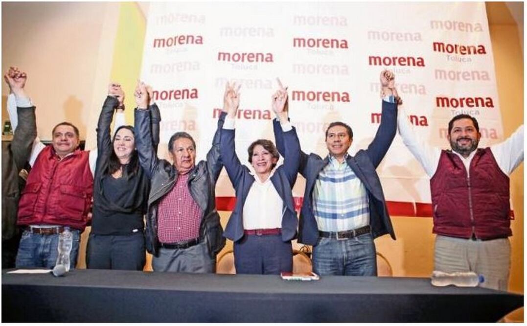 Los candidatos de Morena, Delfina Gómez (centro), Higinio Martínez (izquie rd a) y Juan Rodolfo (derecha), agradecieron la confianza que los mexiquenses (JORGE ALVARARO. EL UNIVERSAL)