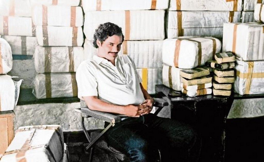 Narcos suma el humor negro mexicano a su cuarta temporada