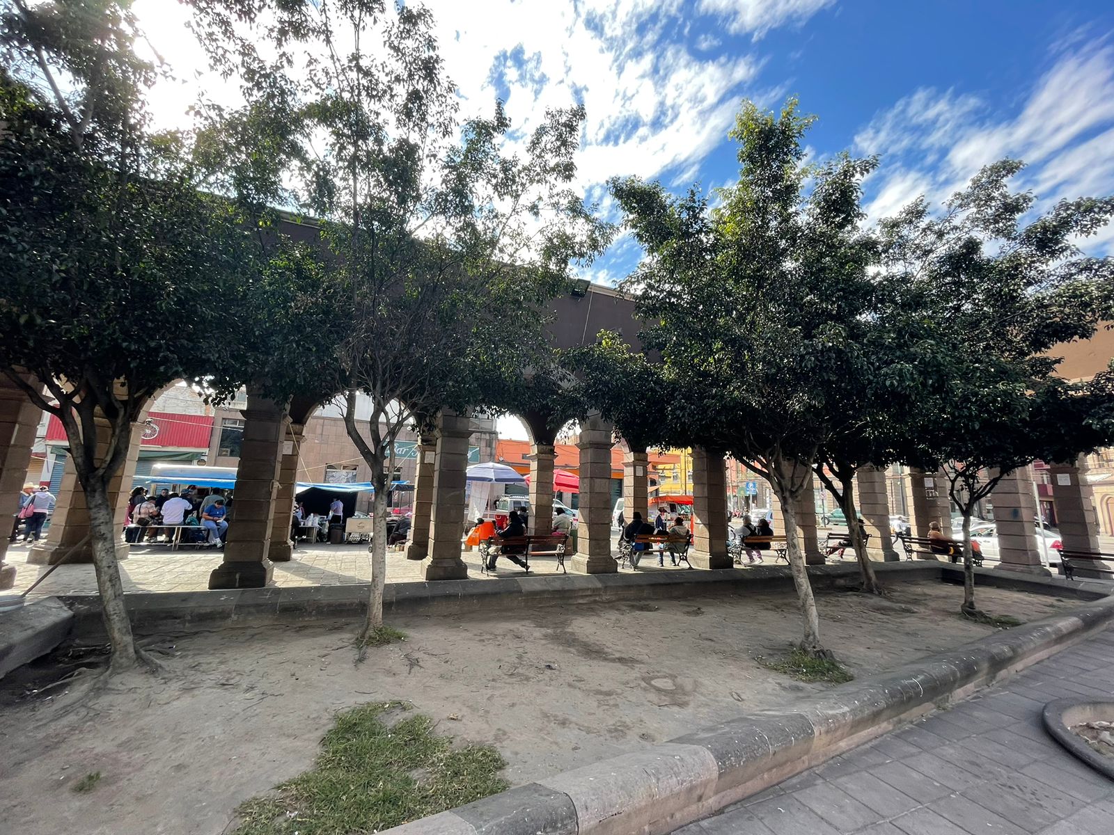 De la gloria al olvido, así luce la Plaza del Mariachi en la capital de SLP