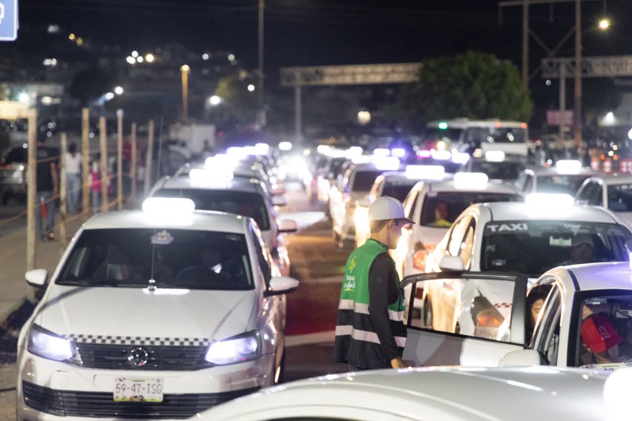 SCT registra una docena de quejas por cobros abusivos de taxistas desde o hacia la Fenapo