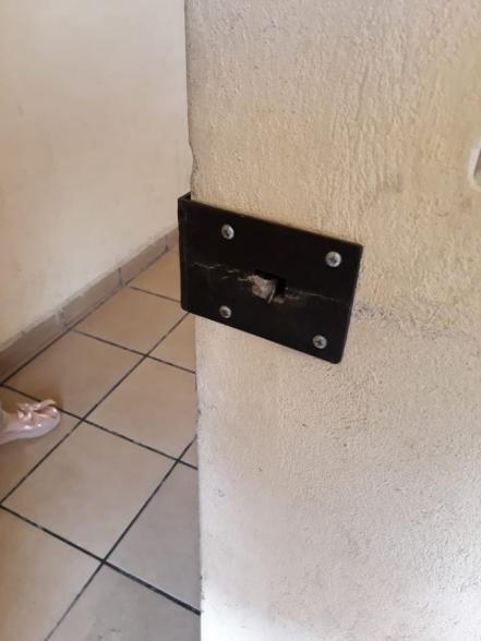 Roban 500 mil pesos en oficinas de la CFE