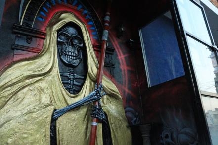 2 de noviembre. Así es el culto a la Santa Muerte en SLP y el misticismo a su devoción