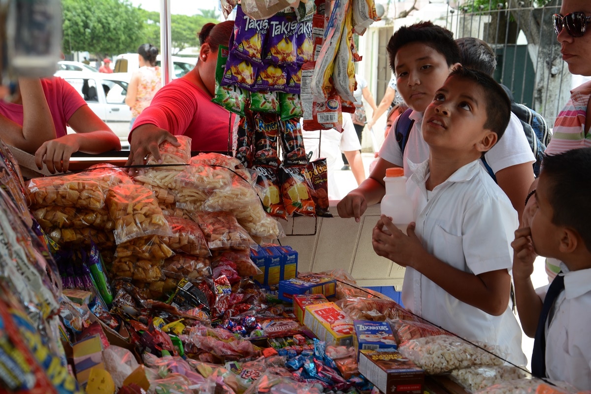 Programa “Ponte al 100” busca reducir obesidad infantil en escuelas