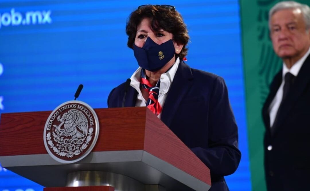 Hay una “carta compromiso” que tienen que firmar los padres de familia, dijo la titular de la SEP. Foto: Hugo García/ EL UNIVERSAL