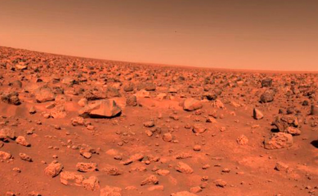 La primera foto de Marte enviada por la sonda Viking II en la década de 1970. Las naves Viking fueron las primeras que aterrizaron en la superficie de Marte y lograron enviar imágenes a la Tierra (Foto: NASA)