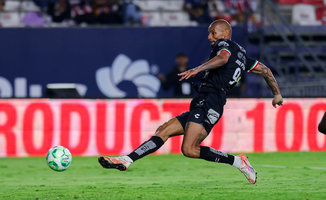 João Pedro lidera la tabla de goleo y apunta al título en el Clausura 2026. Foto: Especial