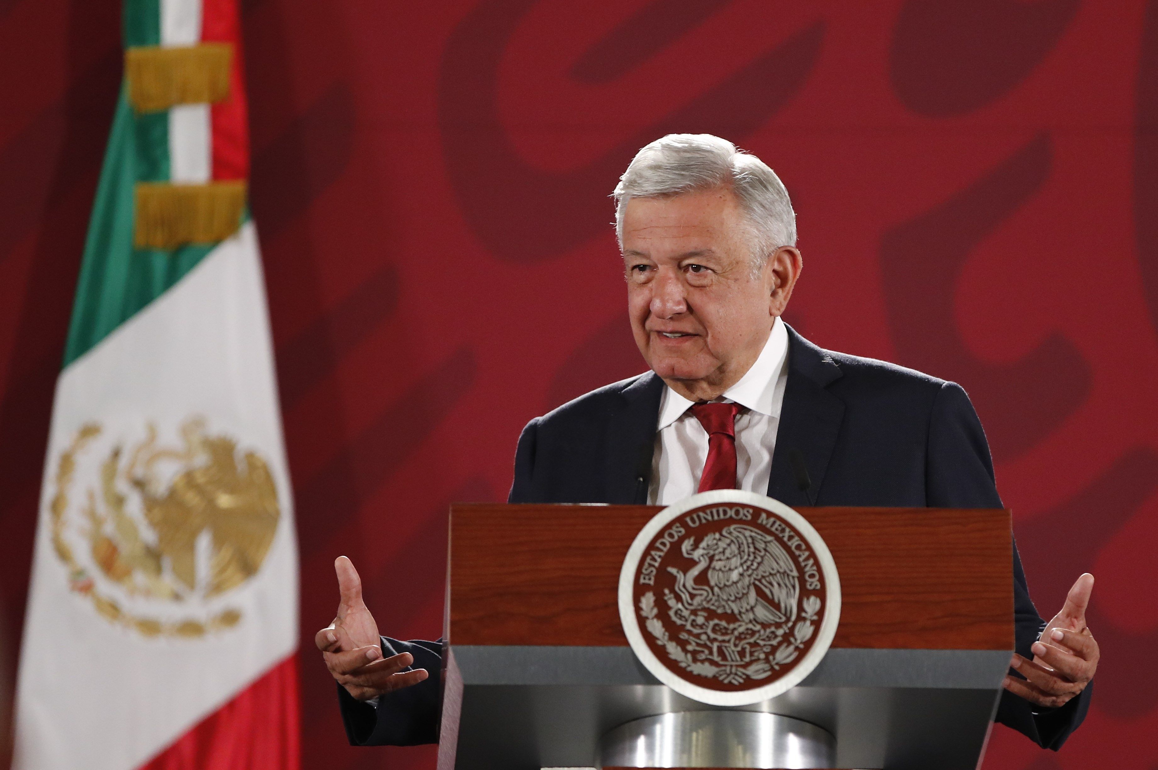 Aumentan asaltos a operadores de programas sociales, denuncia López Obrador