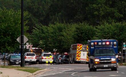 Al menos 11 muertos y 6 heridos en tiroteo en edificio público de Virginia