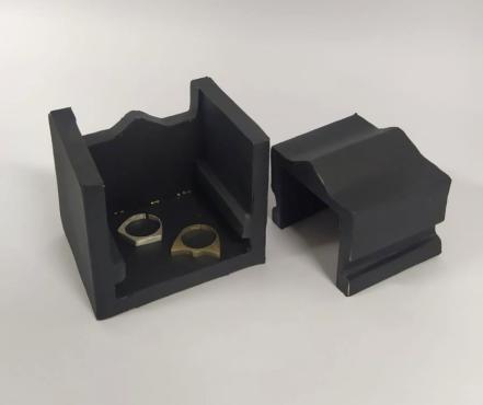 Con proceso artesanal e inspirados en autonomía, alumnos crean joyas para celebrar 100 años de la UASLP