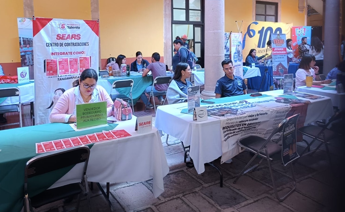La Feria Nacional del Empleo en SLP tiene lugar en el Museo del Virreinato. Foto: Jazmín Ramírez