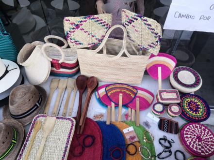 Cambiar artesanías por despensa, así enfrentan oaxaqueños la pandemia en San Luis Potosí 