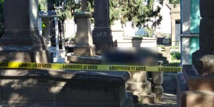 Hombre muere en panteón