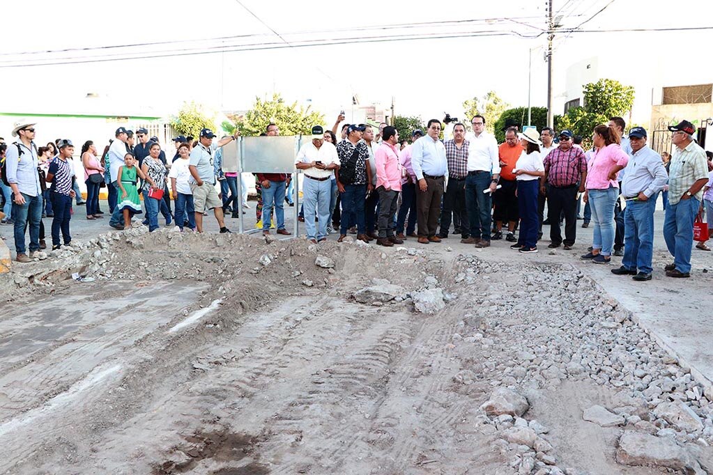 “Gobierno de a pie” llega a colonia El Paseo