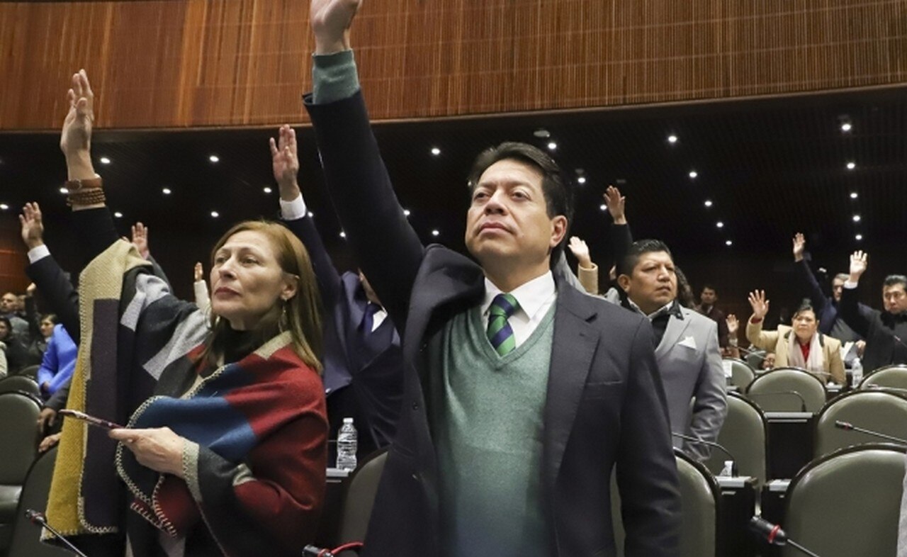 Tatiana Clouthier y Mario Delgado presentaron iniciativa para reducir financiamiento a partidos políticos. Foto: Archivo/EL UNIVERSAL