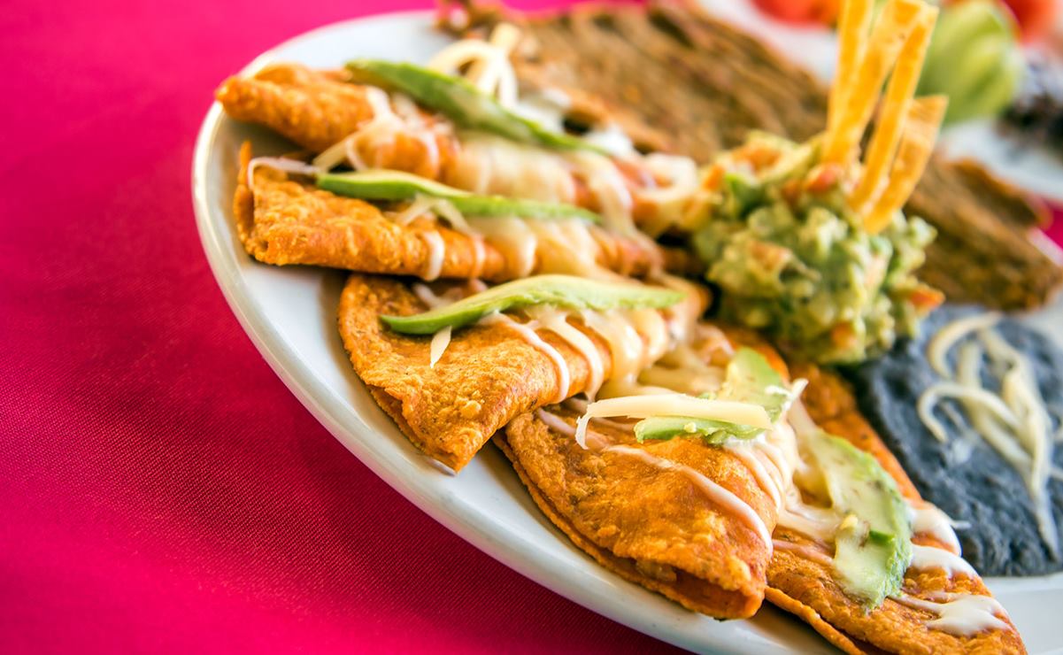 ¿Cómo hacer enchiladas potosinas? Receta original e ingredientes